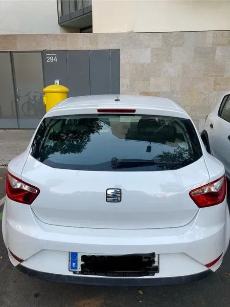 Coche - Seat Ibiza