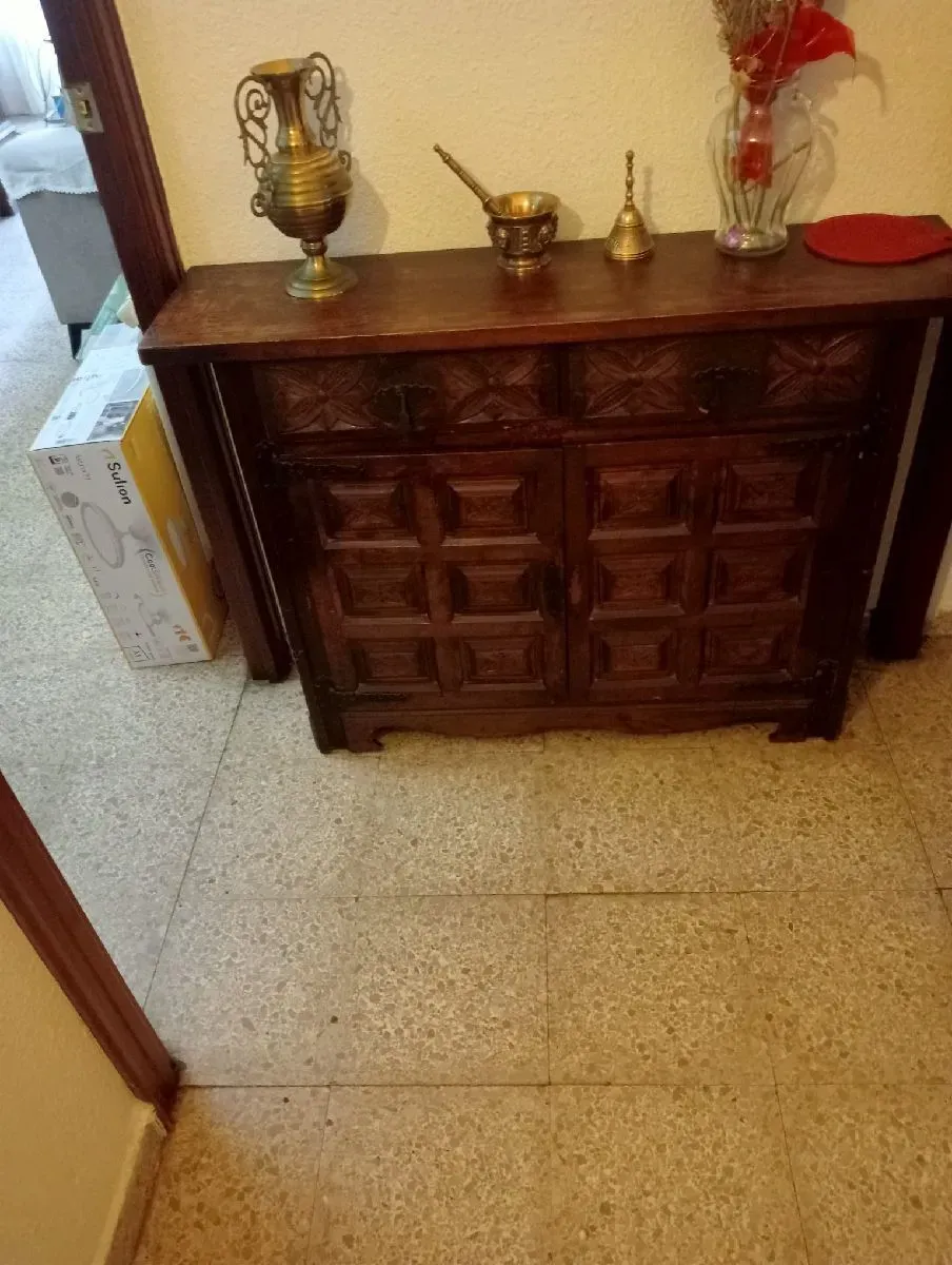 Mueble de salón de madera, mesa y mueble recibidor (foto 3)