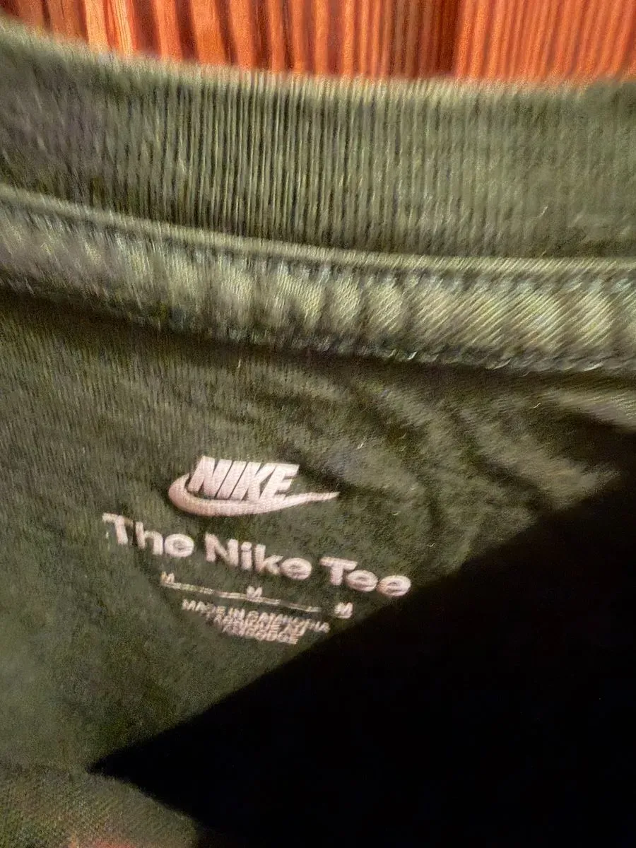 Camiseta Nike verde oliva (foto 2)
