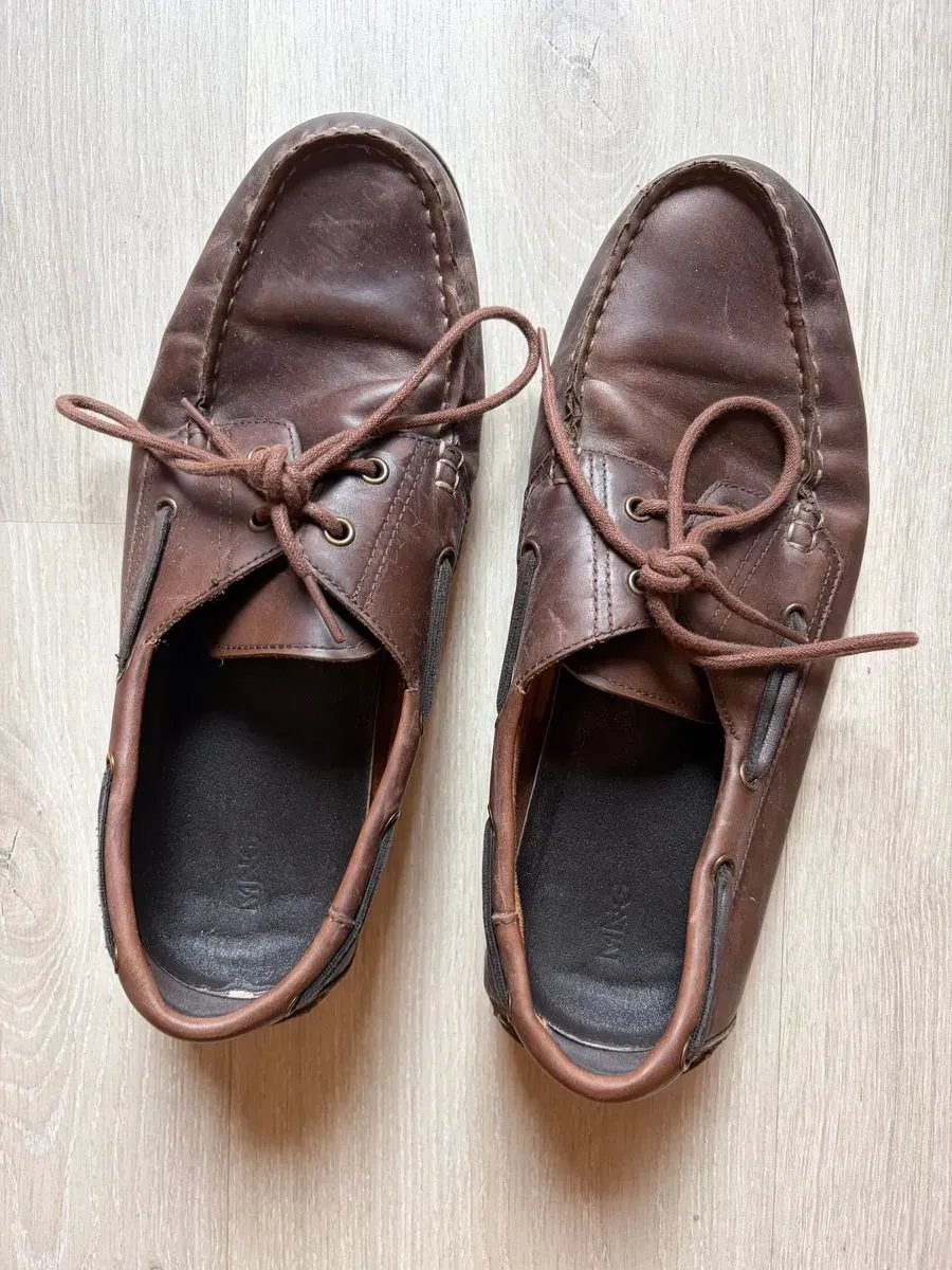 Zapatos náuticos de cuero marrón (foto 2)