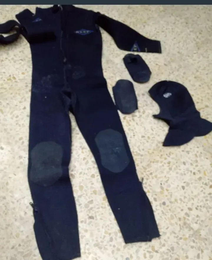 Traje de neopreno Reef talla S (foto 2)