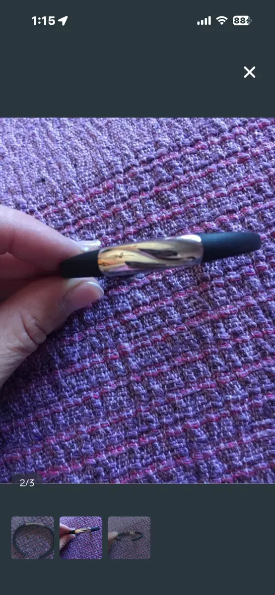 Pulsera rígida de goma negra (foto 2)