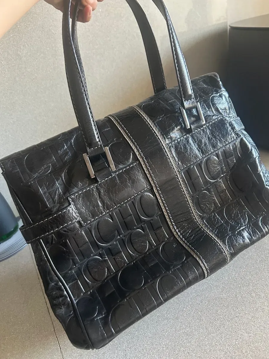 Bolso de piel Carolina Herrera (foto 2)