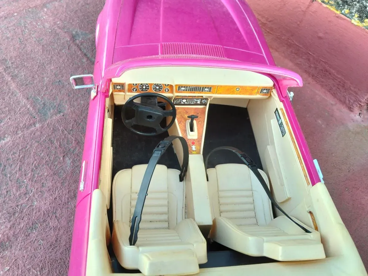 Coche Barbie Jaguar XJS (foto 2)