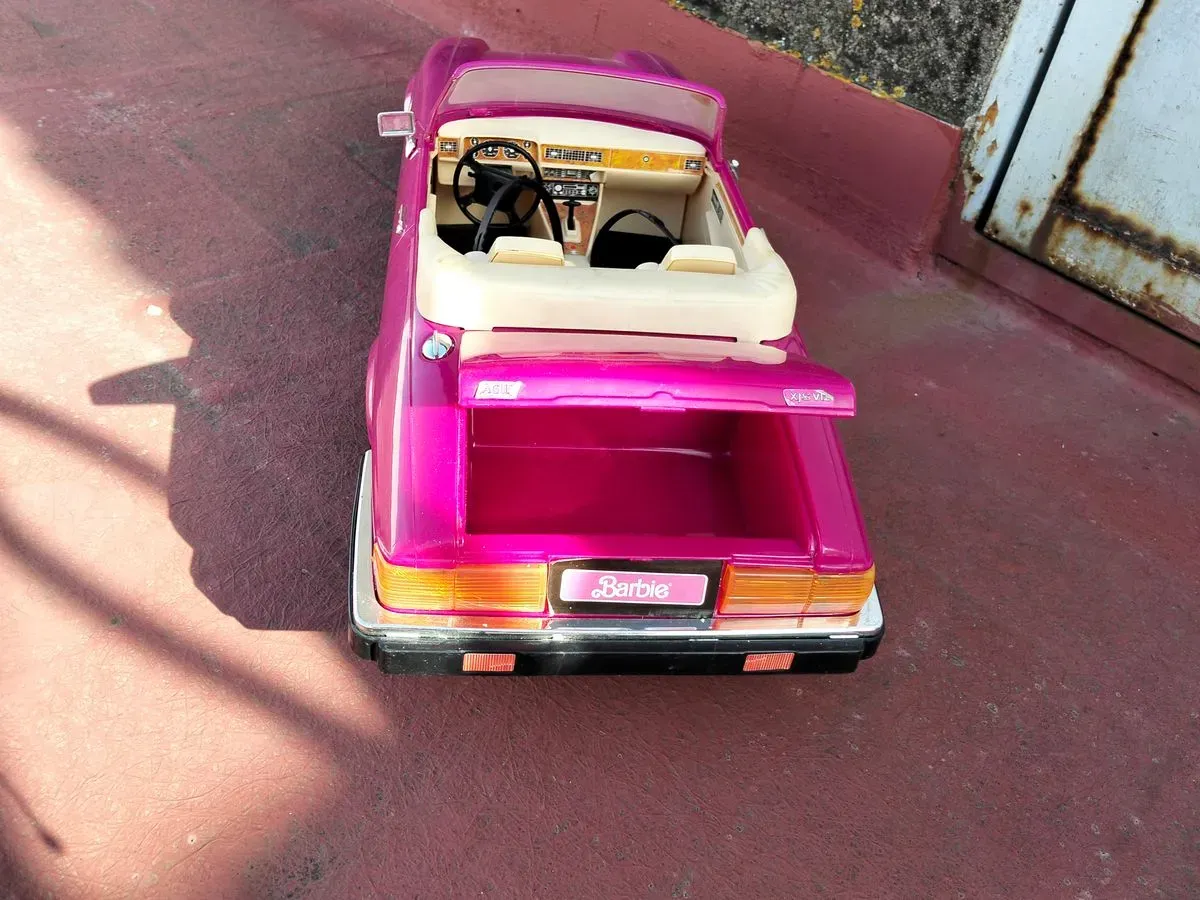 Coche Barbie Jaguar XJS (foto 3)