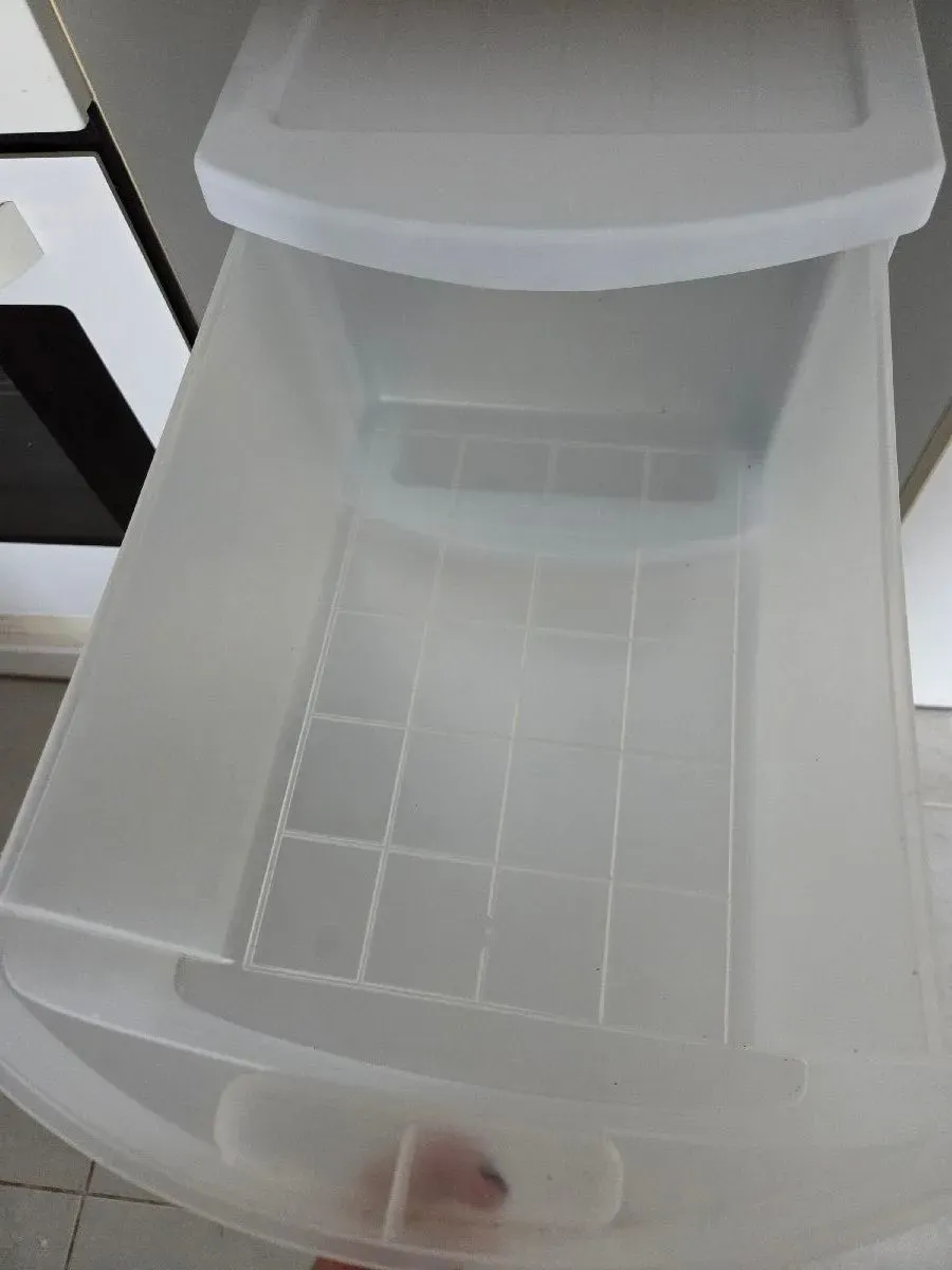 Cajonera de plástico transparente (foto 3)