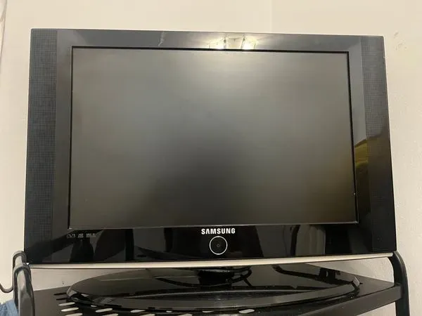 TV Samsung LCD 26 pulgadas